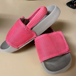 Cat and Jack pink toddler sandals